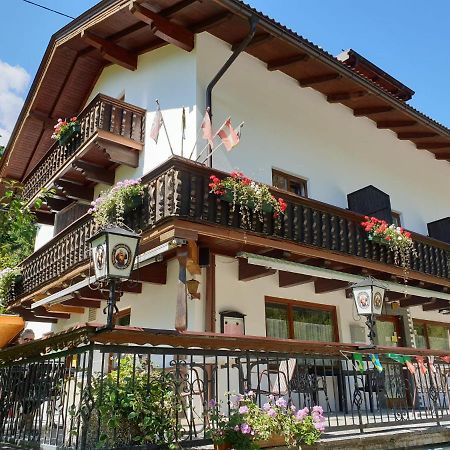 Tattoo Pension Mit Restaurant Und Tattoo-Studio Mörtschach Екстериор снимка