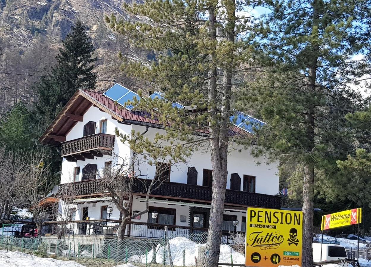 Tattoo Pension Mit Restaurant Und Tattoo-Studio Mörtschach Екстериор снимка