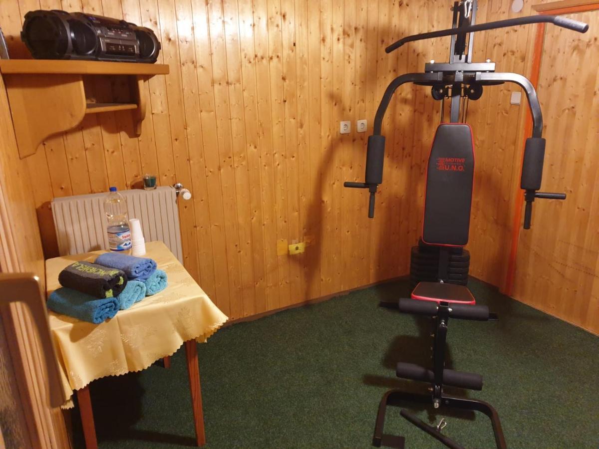 Tattoo Pension Mit Restaurant Und Tattoo-Studio Mörtschach Екстериор снимка