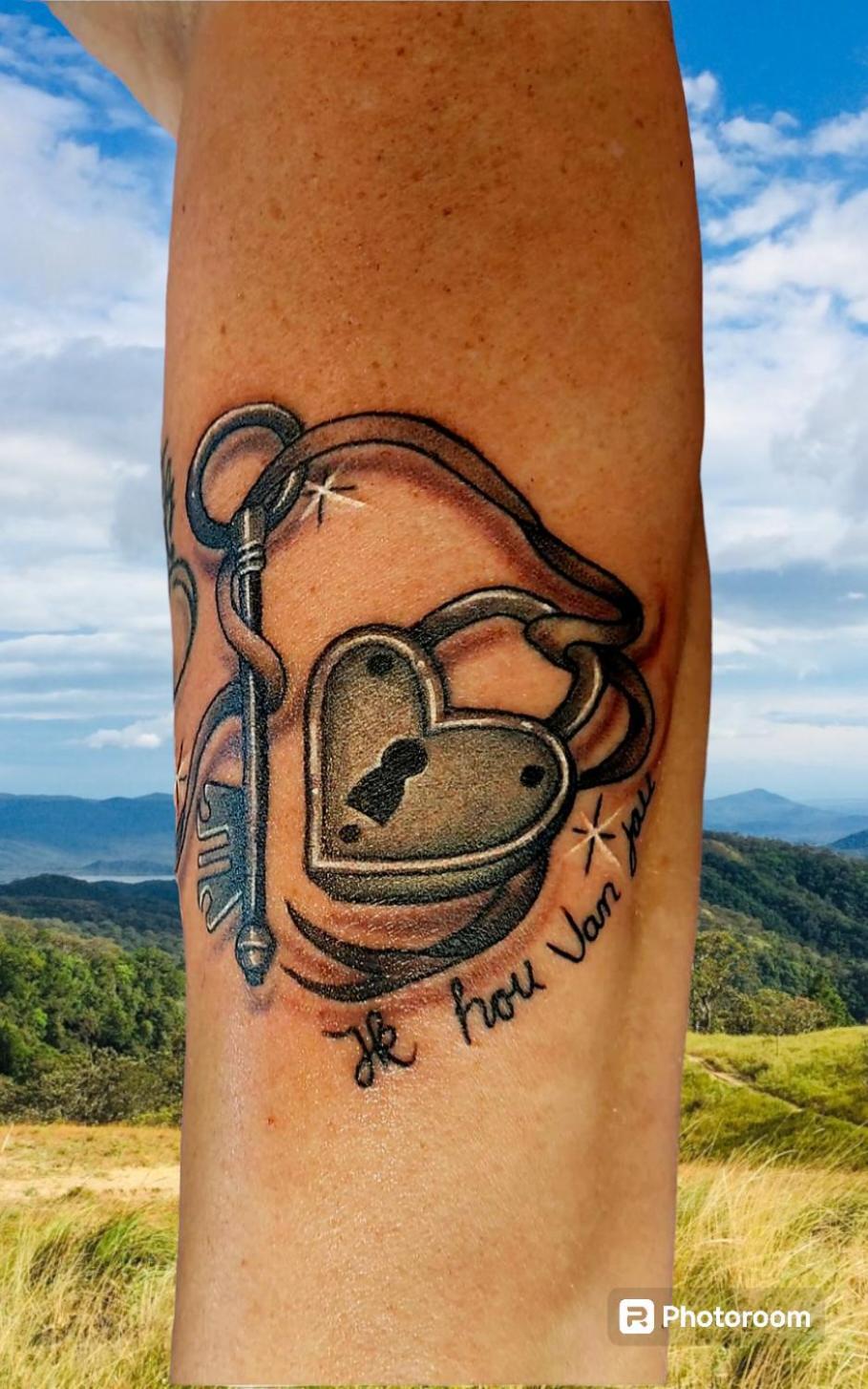 Tattoo Pension Mit Restaurant Und Tattoo-Studio Mörtschach Екстериор снимка